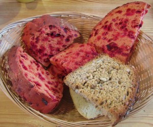 Beetroot bread (1)